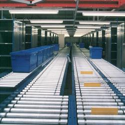 multi-lane roller conveyor